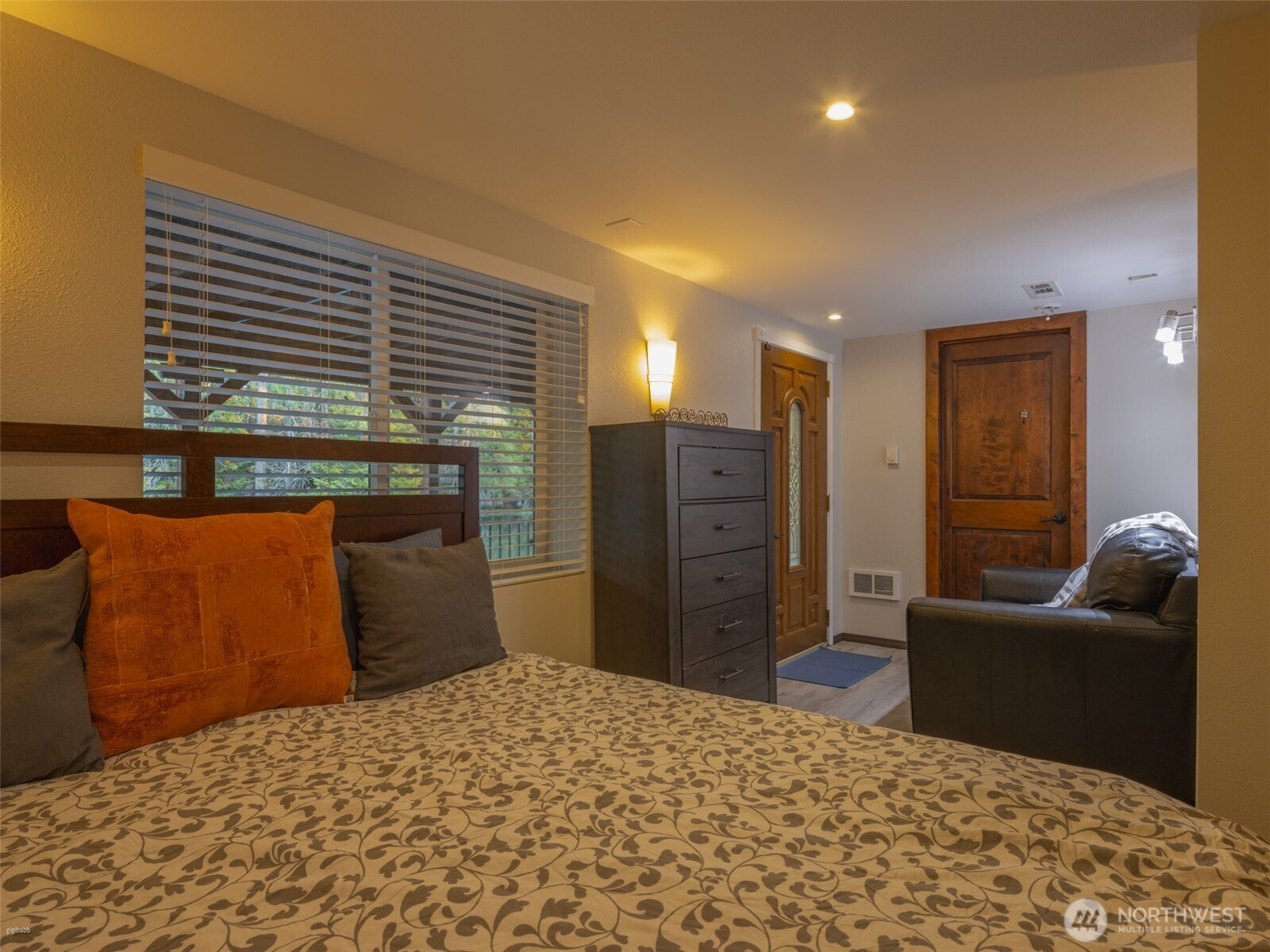 5440 E Grapeview Loop Road Allyn WA 98524