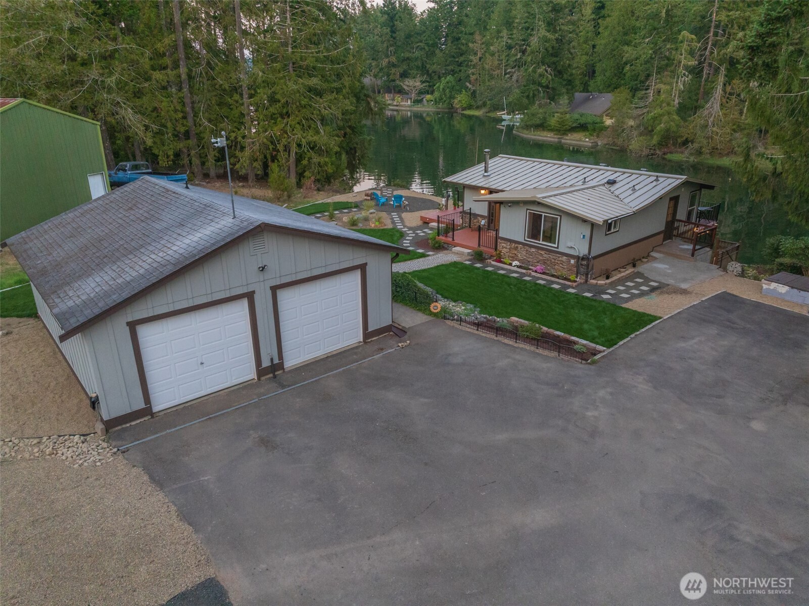 5440 E Grapeview Loop Road Allyn WA 98524
