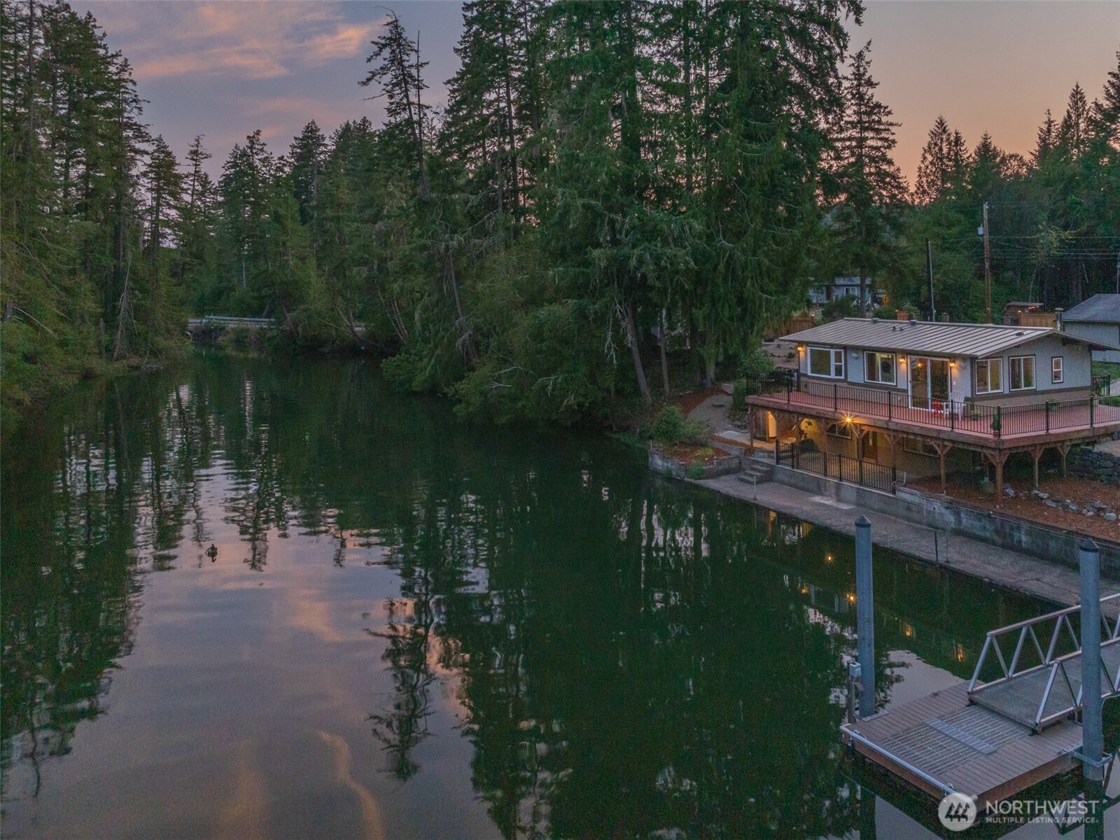 5440 E Grapeview Loop Road Allyn WA 98524