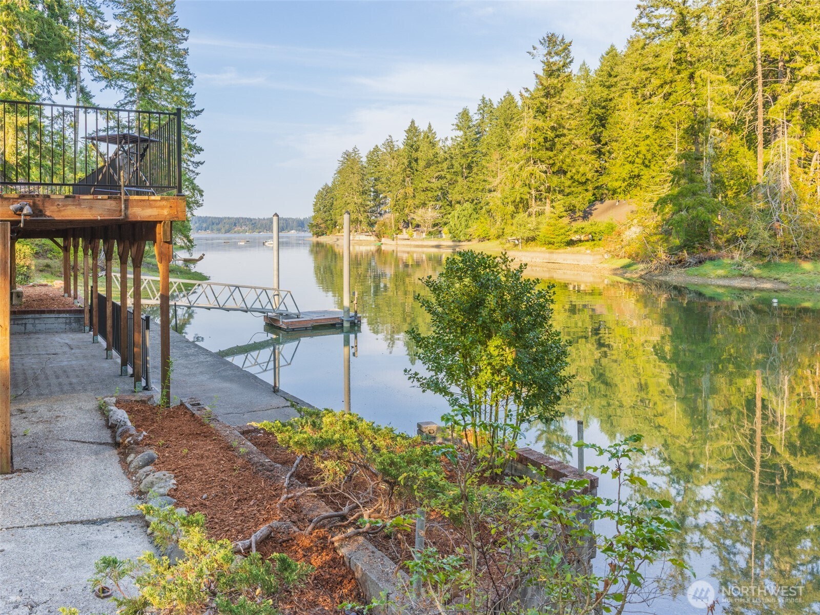 5440 E Grapeview Loop Road Allyn WA 98524