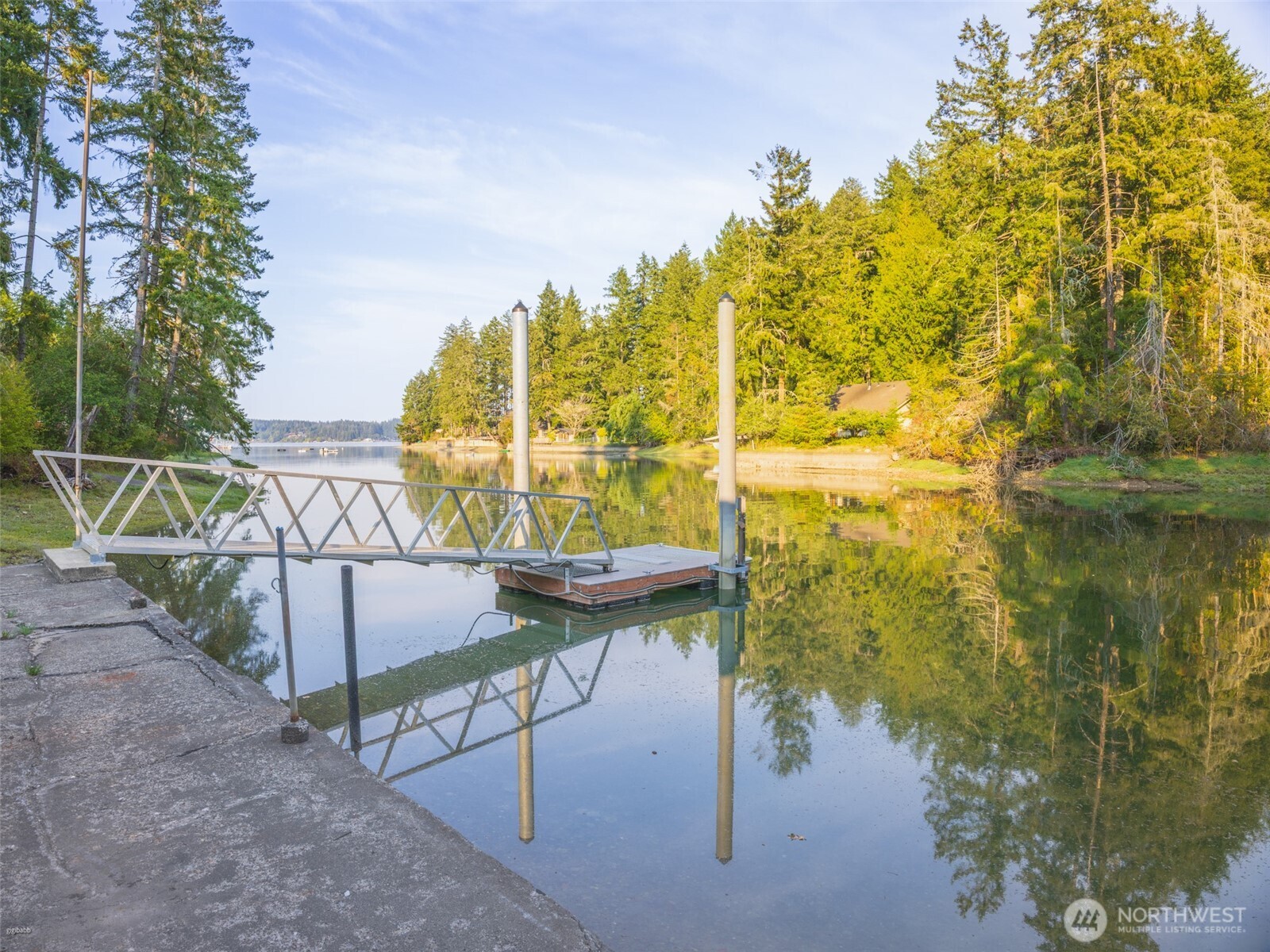 5440 E Grapeview Loop Road Allyn WA 98524