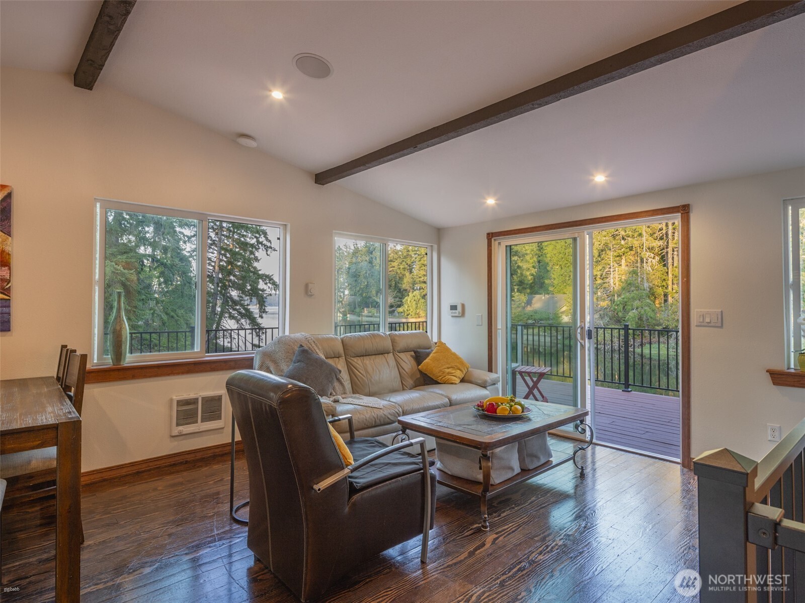 5440 E Grapeview Loop Road Allyn WA 98524