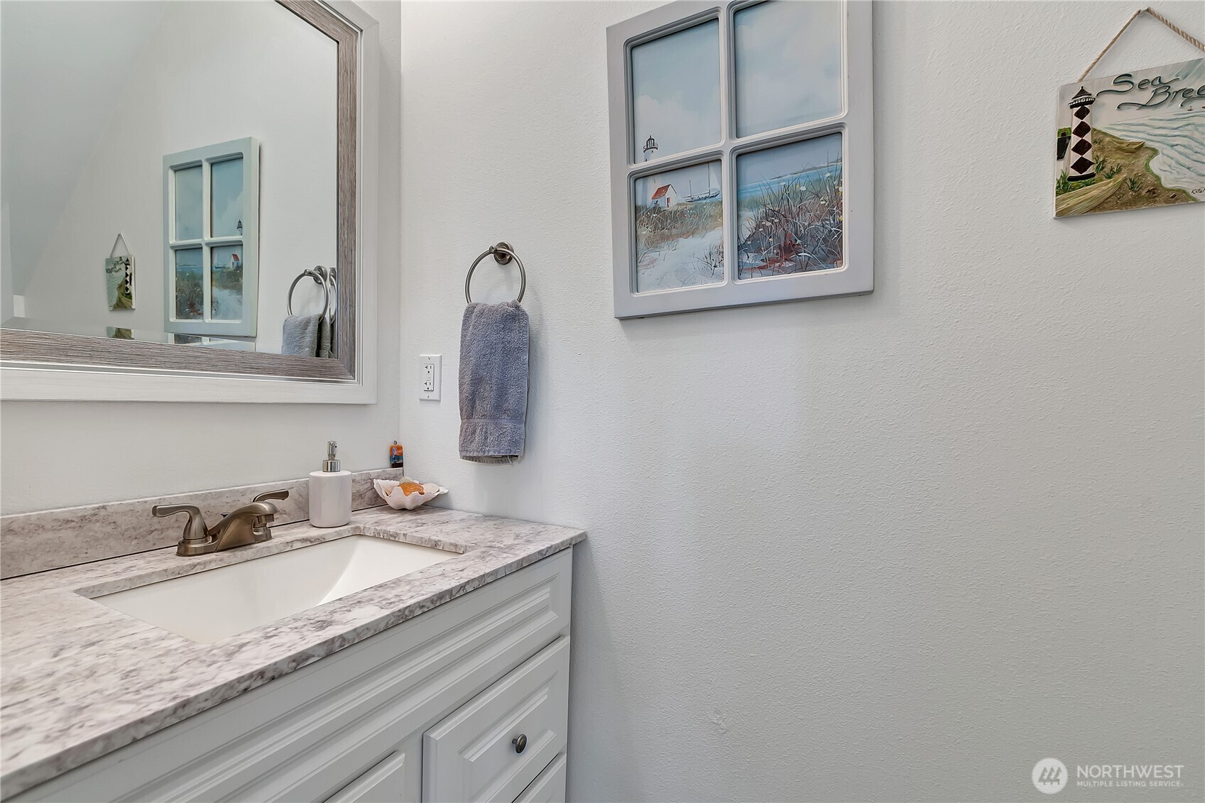 929 Discovery Avenue SE Ocean Shores WA 98569