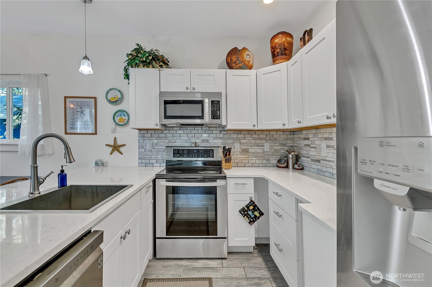 929 Discovery Avenue SE Ocean Shores WA 98569