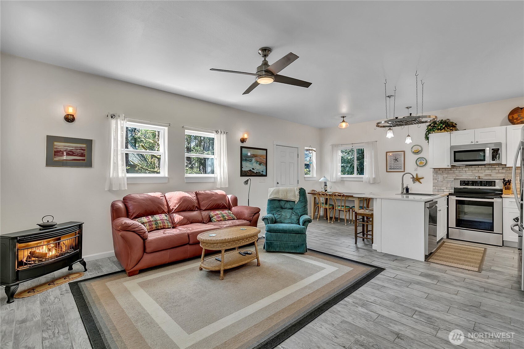 929 Discovery Avenue SE Ocean Shores WA 98569