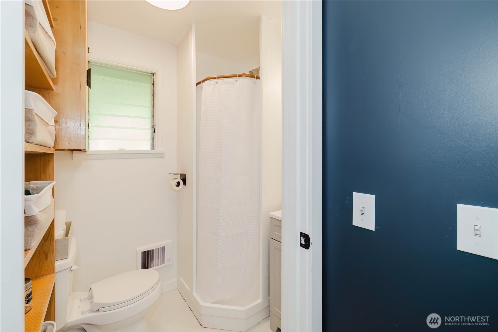 3262 Beach Drive E Port Orchard WA 98366