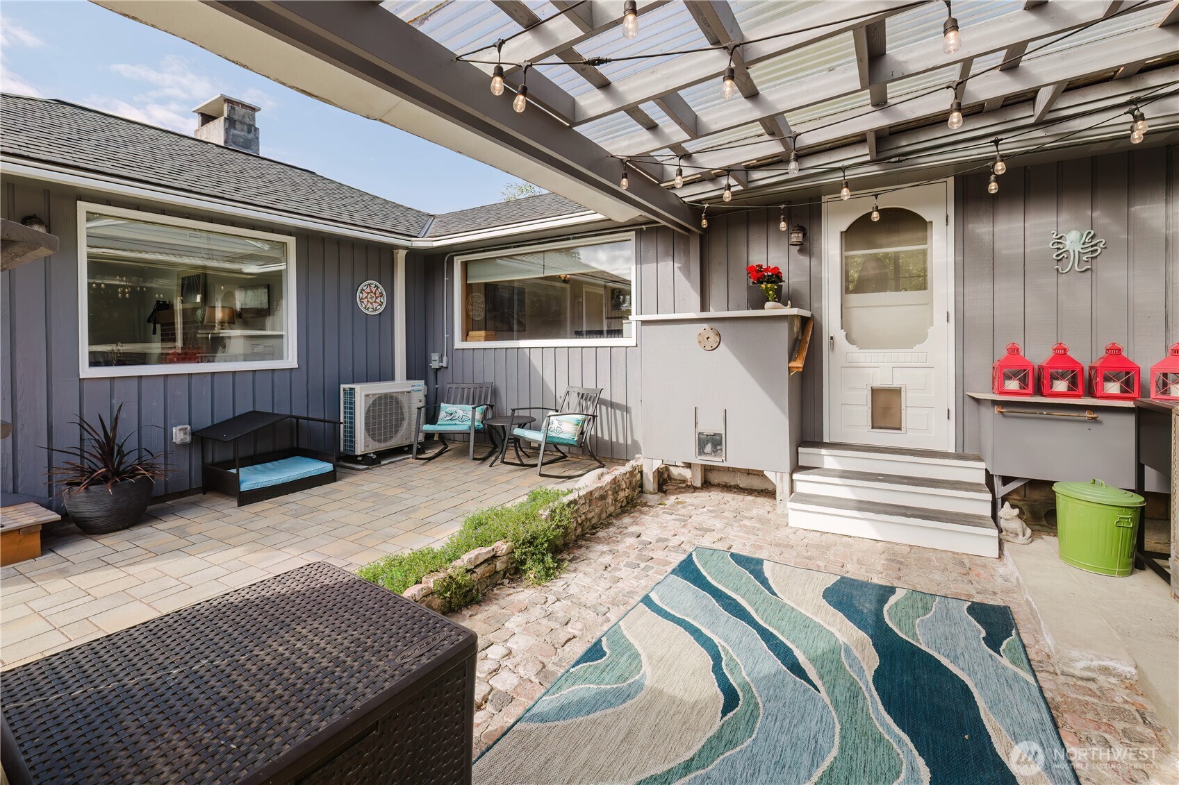 3262 Beach Drive E Port Orchard WA 98366