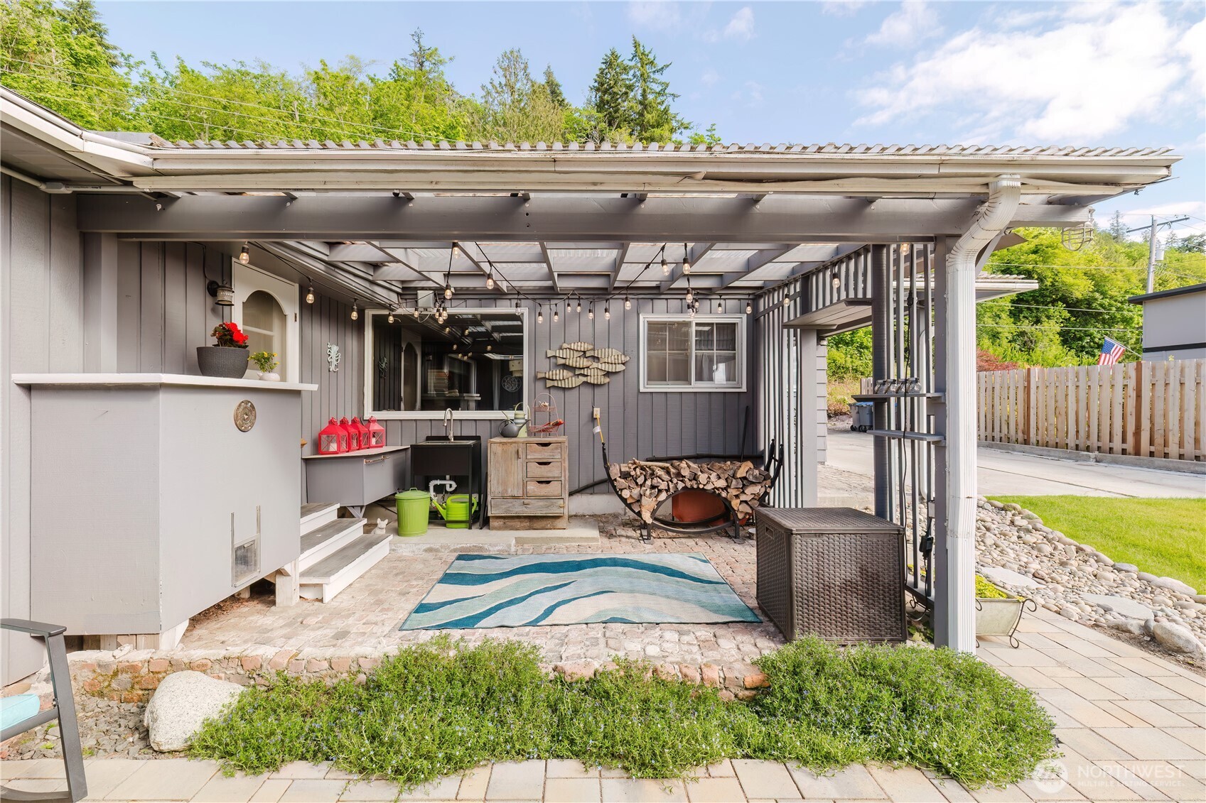 3262 Beach Drive E Port Orchard WA 98366