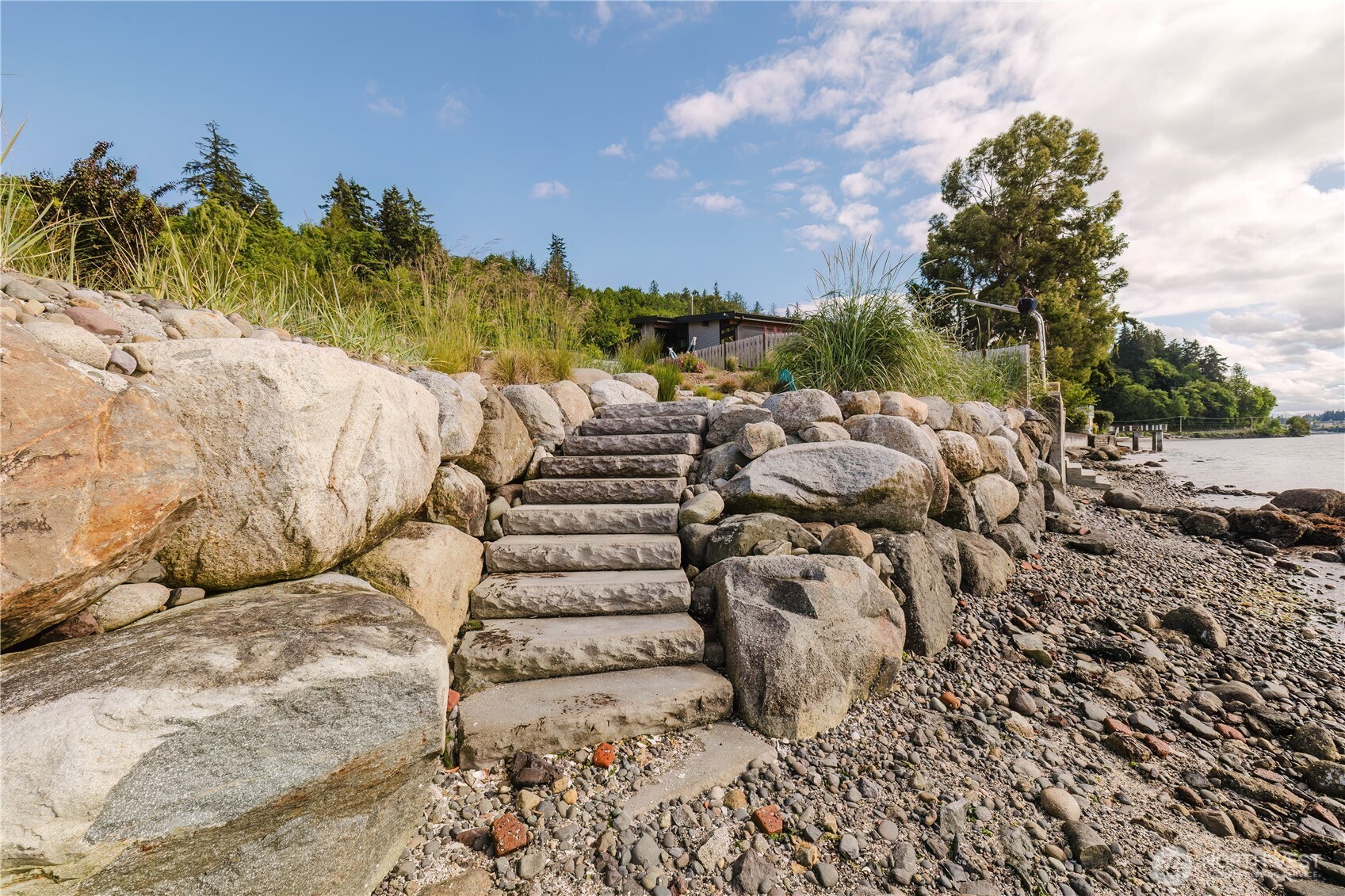 3262 Beach Drive E Port Orchard WA 98366
