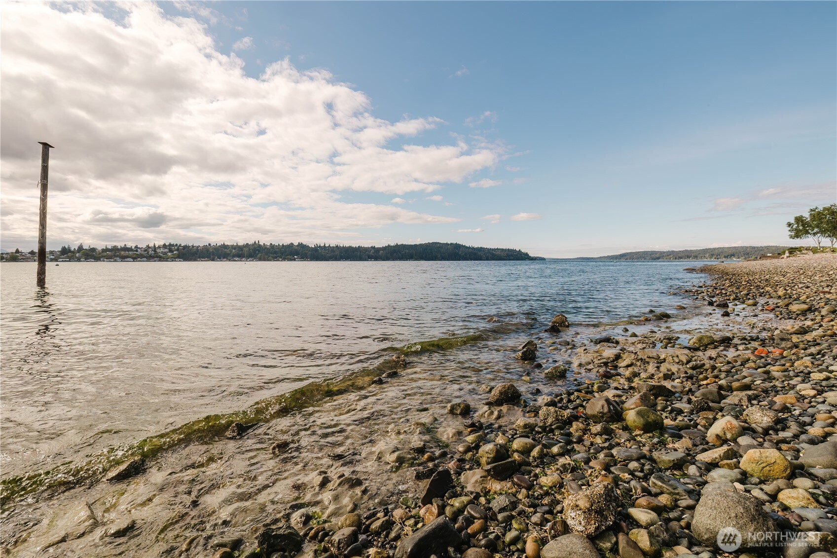 3262 Beach Drive E Port Orchard WA 98366