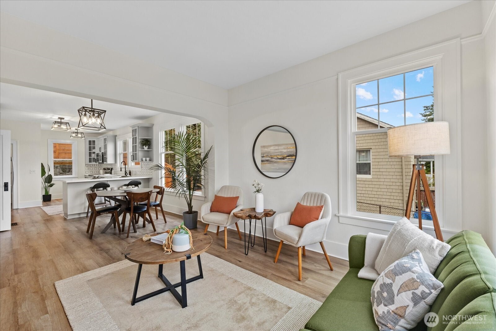 3252 13th Avenue W Seattle WA 98119