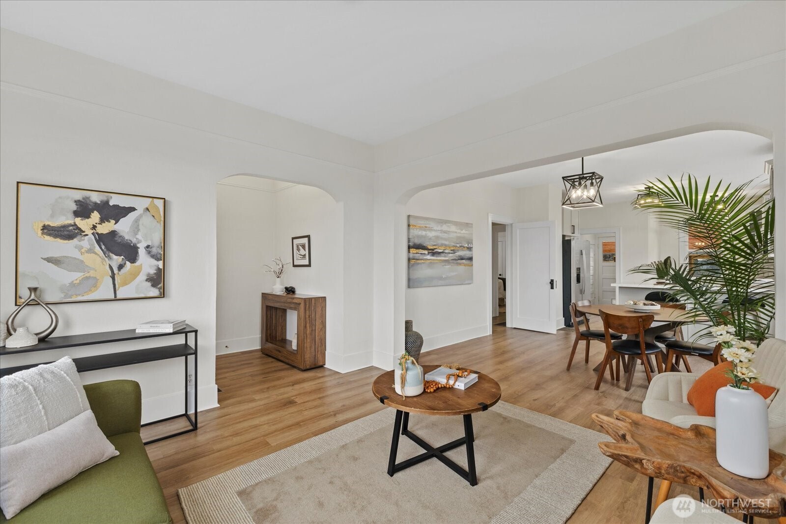 3252 13th Avenue W Seattle WA 98119