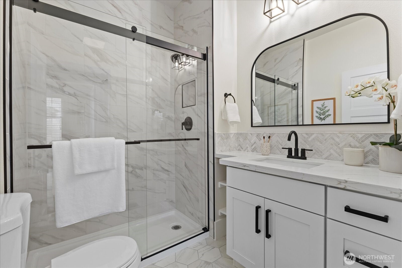 3252 13th Avenue W Seattle WA 98119