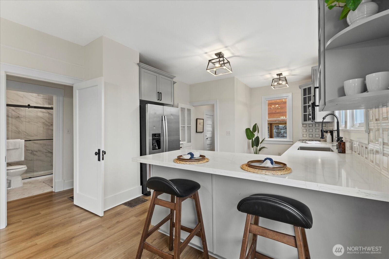 3252 13th Avenue W Seattle WA 98119