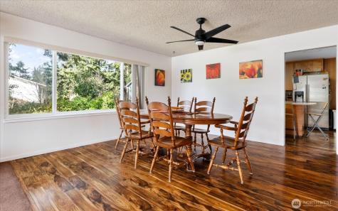 1552 NE Narrows Avenue Oak Harbor WA 98277