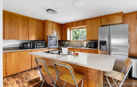 1552 NE Narrows Avenue Oak Harbor WA 98277