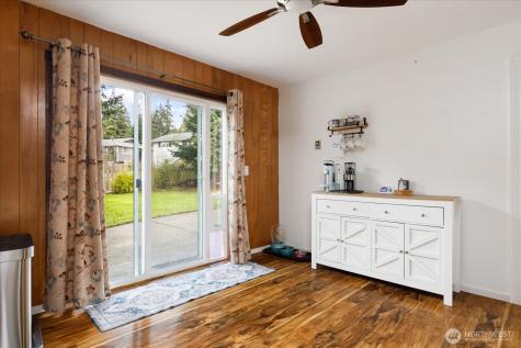 1552 NE Narrows Avenue Oak Harbor WA 98277