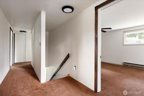 1552 NE Narrows Avenue Oak Harbor WA 98277