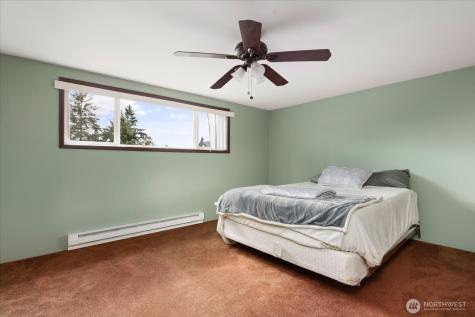 1552 NE Narrows Avenue Oak Harbor WA 98277