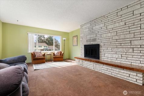 1552 NE Narrows Avenue Oak Harbor WA 98277