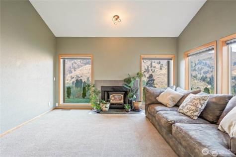 4113 Mission Creek Road Cashmere WA 98815