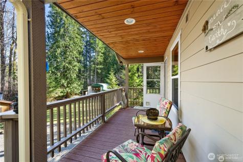 81 N Fawn Drive Hoodsport WA 98548