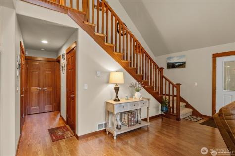81 N Fawn Drive Hoodsport WA 98548