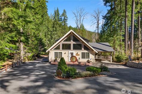 81 N Fawn Drive Hoodsport WA 98548