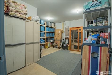 81 N Fawn Drive Hoodsport WA 98548