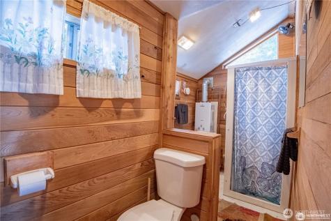 81 N Fawn Drive Hoodsport WA 98548