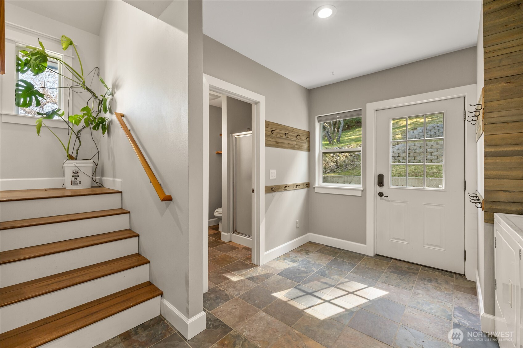 109 S 5th Street Alley Roslyn WA 98941