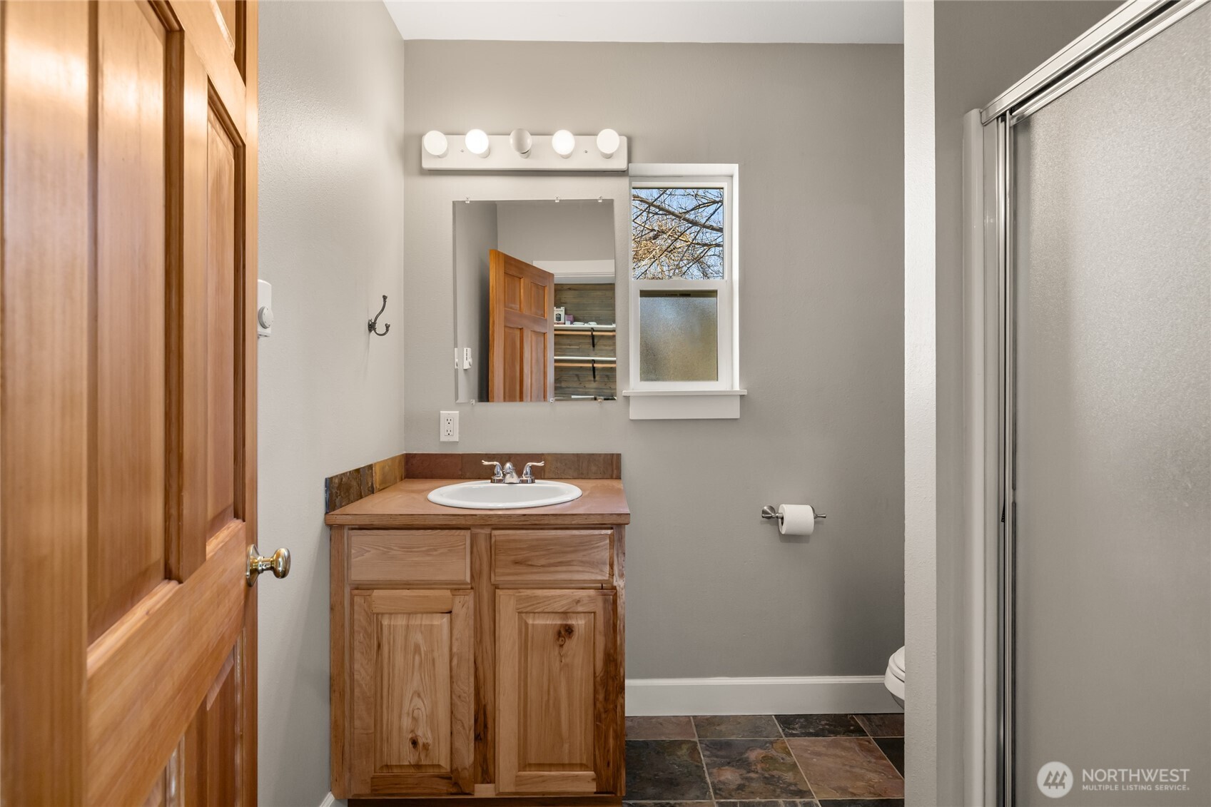 109 S 5th Street Alley Roslyn WA 98941