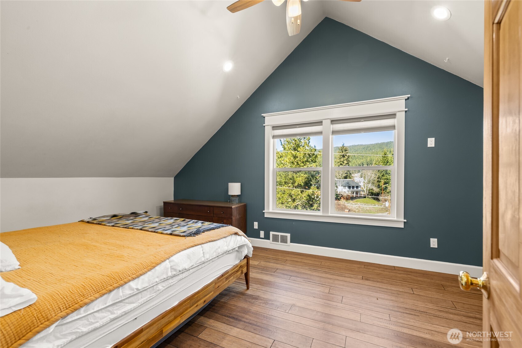 109 S 5th Street Alley Roslyn WA 98941