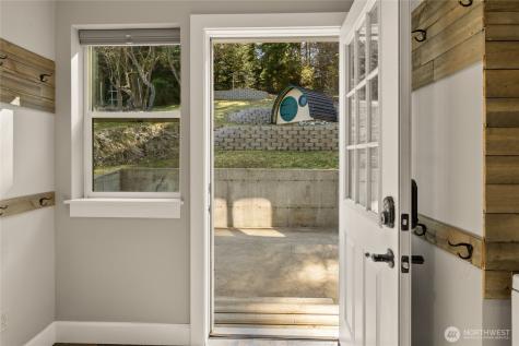 109 S 5th St Alley Roslyn WA 98941