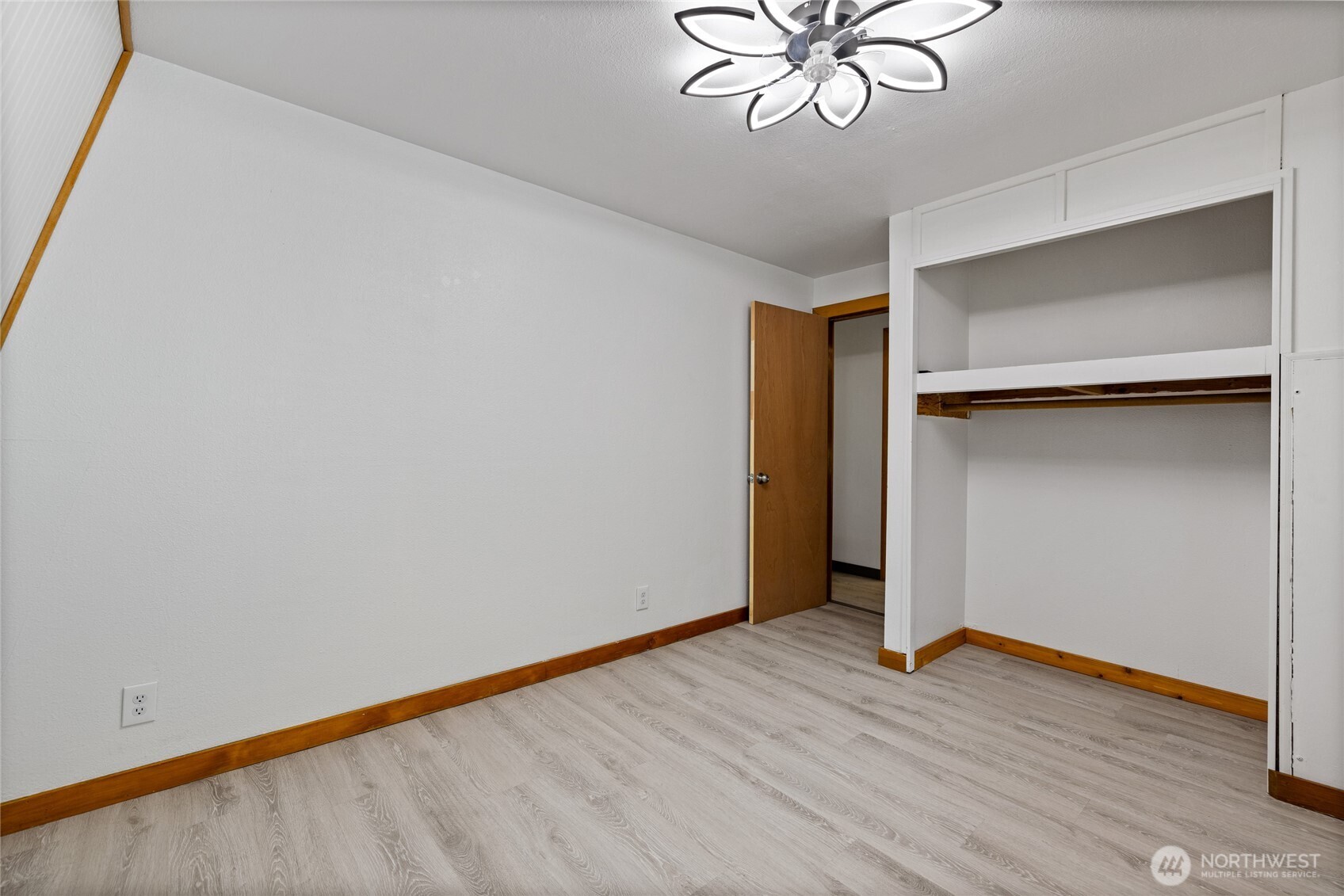 23069 Ryen Drive NW Poulsbo WA 98370