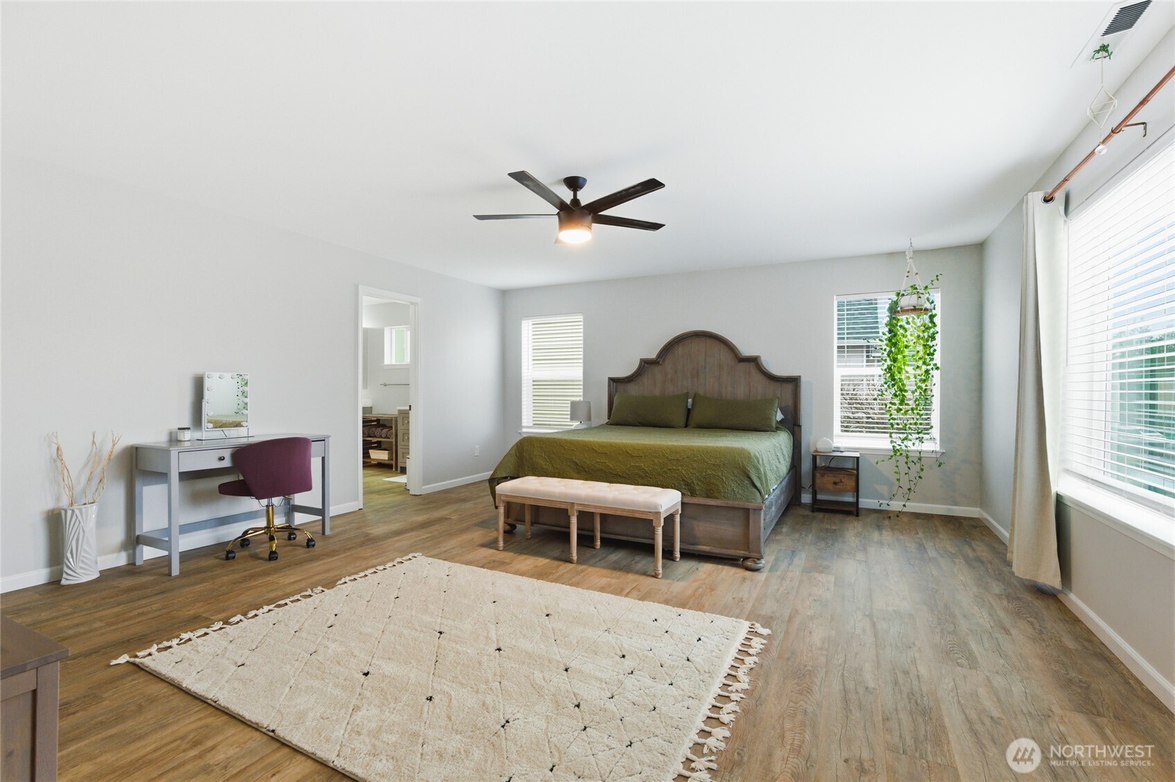 33229 43rd Place S Federal Way WA 98001