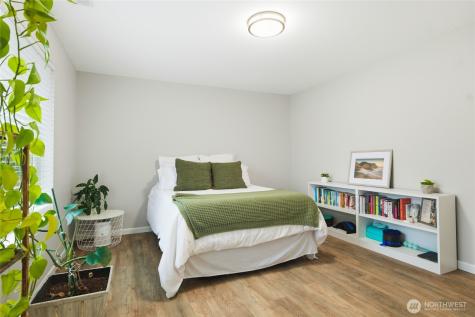 33229 43rd Place S Federal Way WA 98001