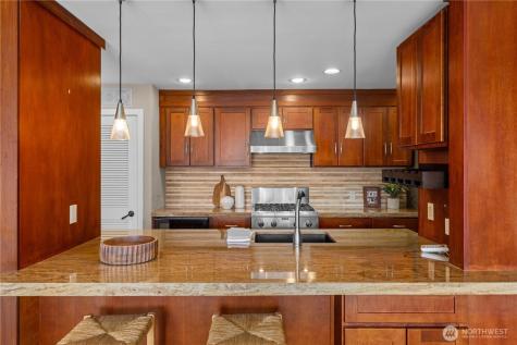 24302 116th Avenue W Woodway WA 98020