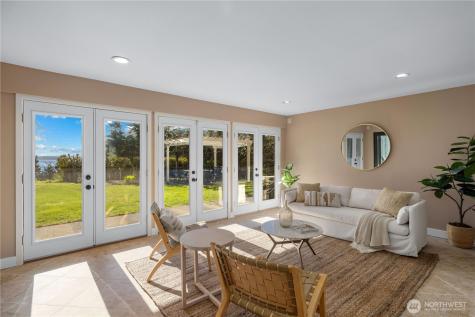 24302 116th Avenue W Woodway WA 98020