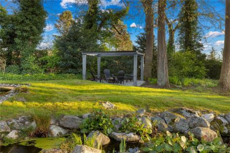24302 116th Avenue W Woodway WA 98020