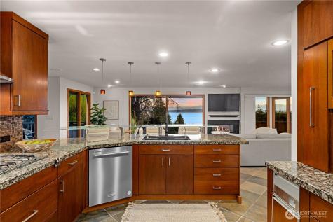 24302 116th Avenue W Woodway WA 98020