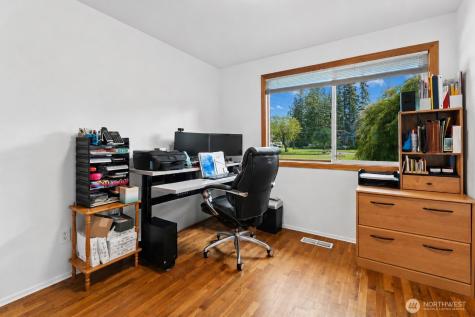 18204 59th Place W Lynnwood WA 98037