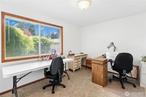 18204 59th Place W Lynnwood WA 98037