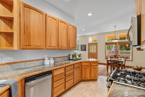102 Olympic Lane Port Ludlow WA 98365