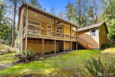 102 Olympic Lane Port Ludlow WA 98365