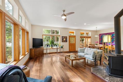 102 Olympic Lane Port Ludlow WA 98365