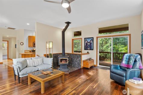 102 Olympic Lane Port Ludlow WA 98365