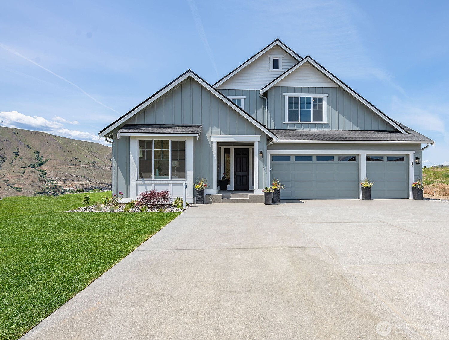 1502 S Kelvin Court East Wenatchee WA 98802
