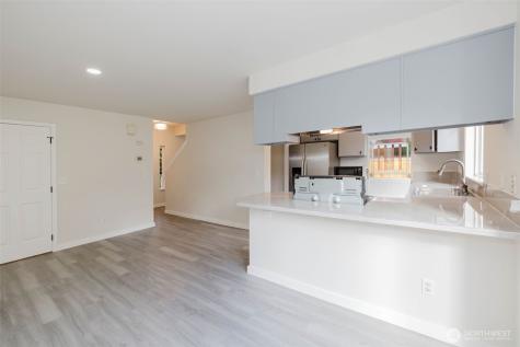 19546 23rd Avenue NE Poulsbo WA 98370