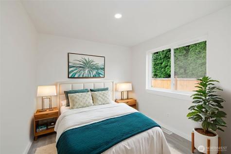 19546 23rd Avenue NE Poulsbo WA 98370